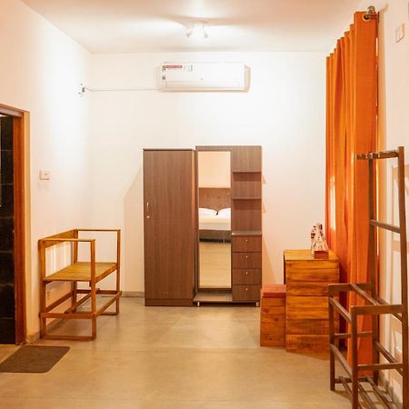 Battaramulla Boutique Villa Шри Джайеварденепура Кота Екстериор снимка