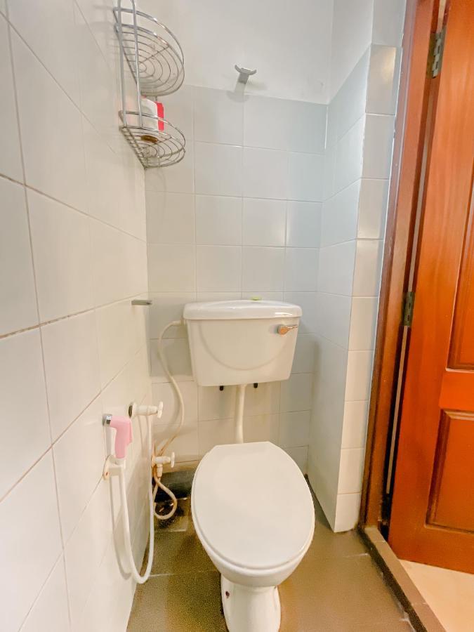 Battaramulla Boutique Villa Шри Джайеварденепура Кота Екстериор снимка