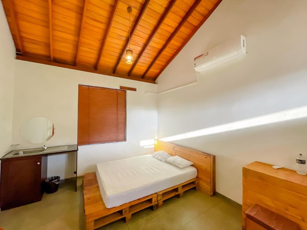 Battaramulla Boutique Villa Шри Джайеварденепура Кота Екстериор снимка